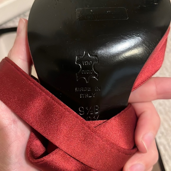 Red Satin Shoe. BCBG. NIB - Picture 2 of 4